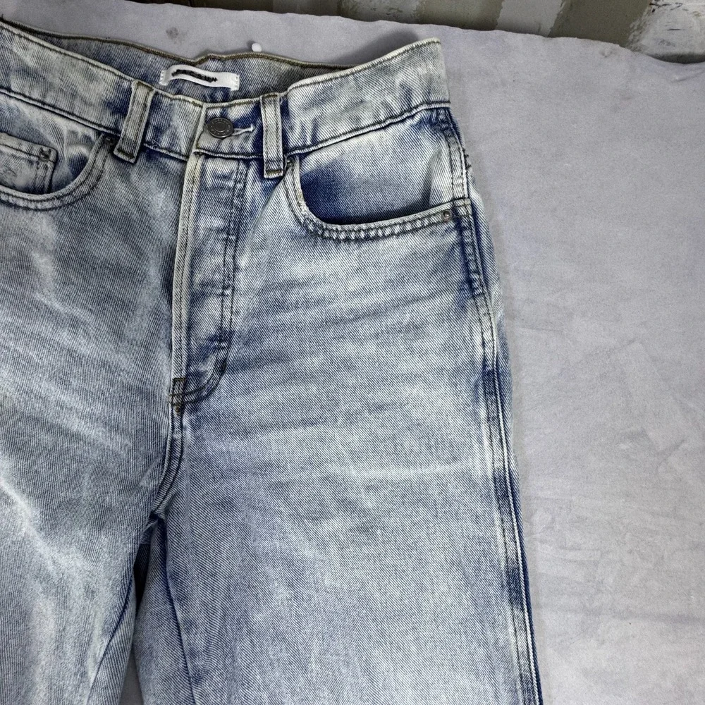PacSun Womens Baggy Jeans Blue Denim 5-Pocket Raw Hem Light Wash Whisker 26 - Picture 5 of 16